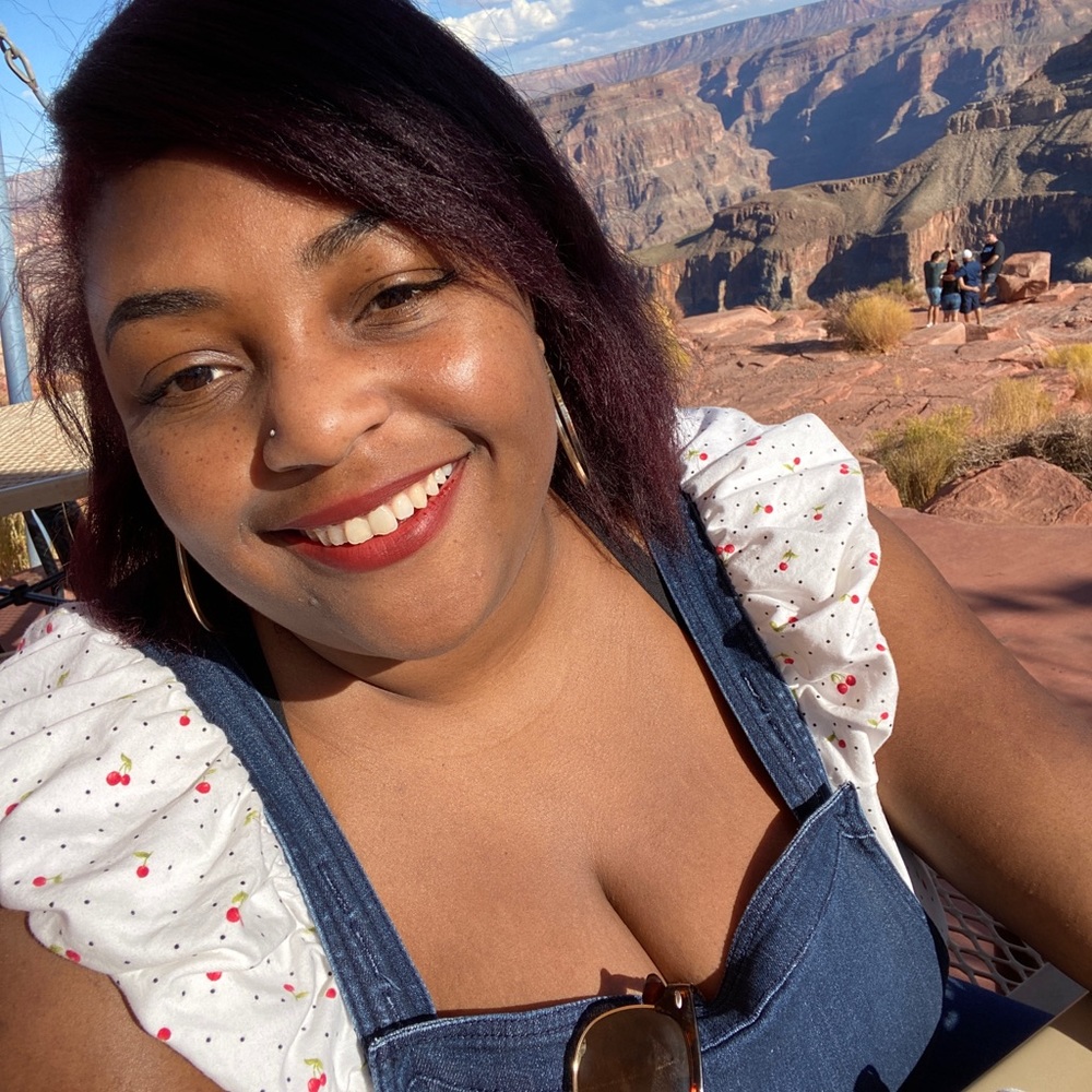 Meet your Posher, Orinthia